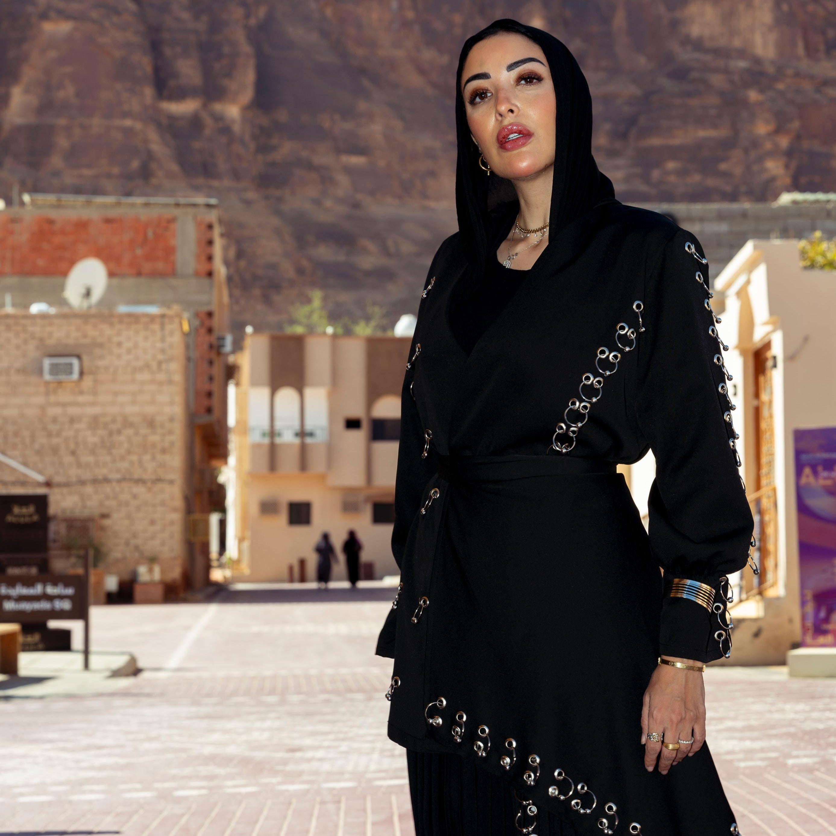 Hawa Black هوا اسود