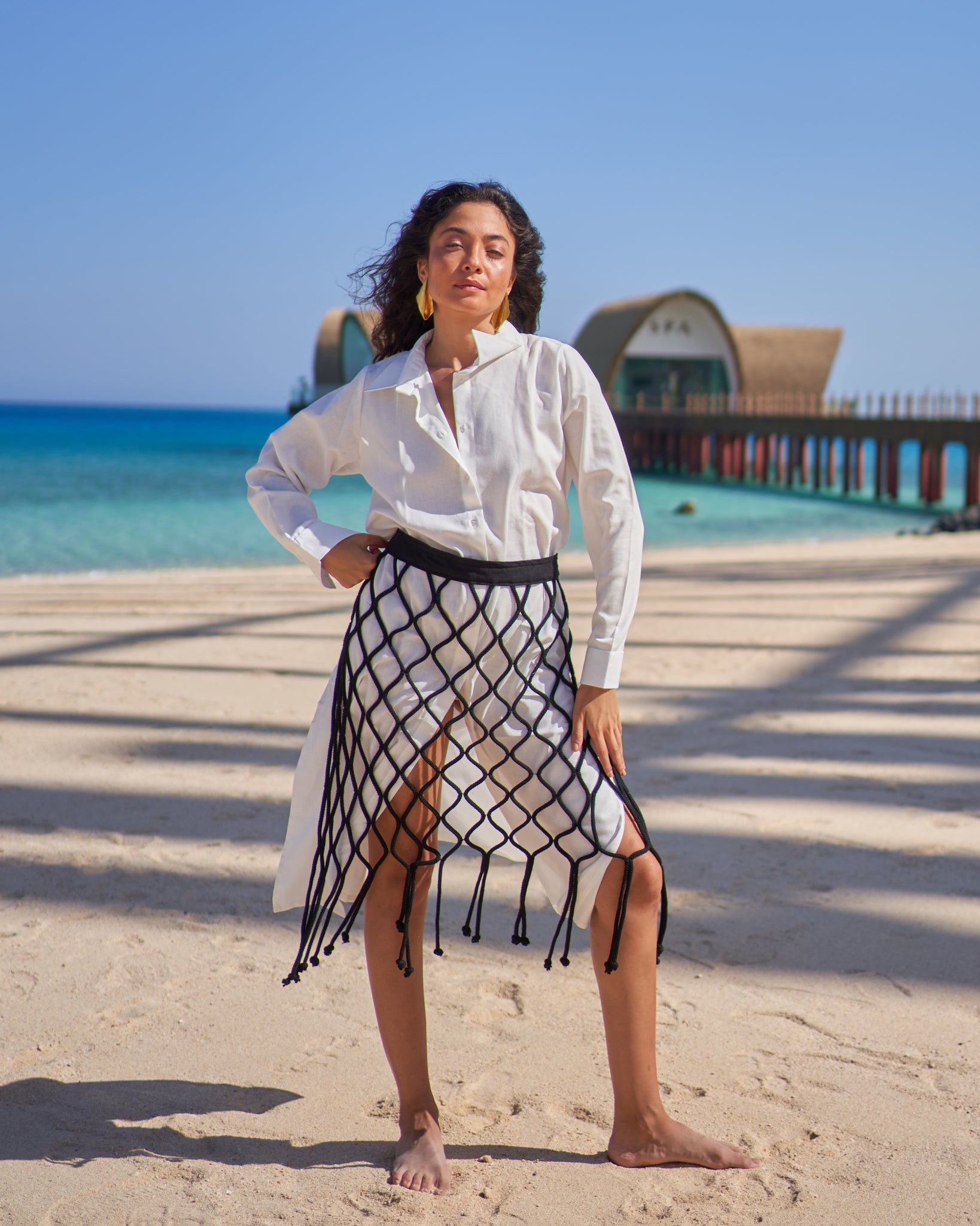 Shadwan شدوان - White with Black Net