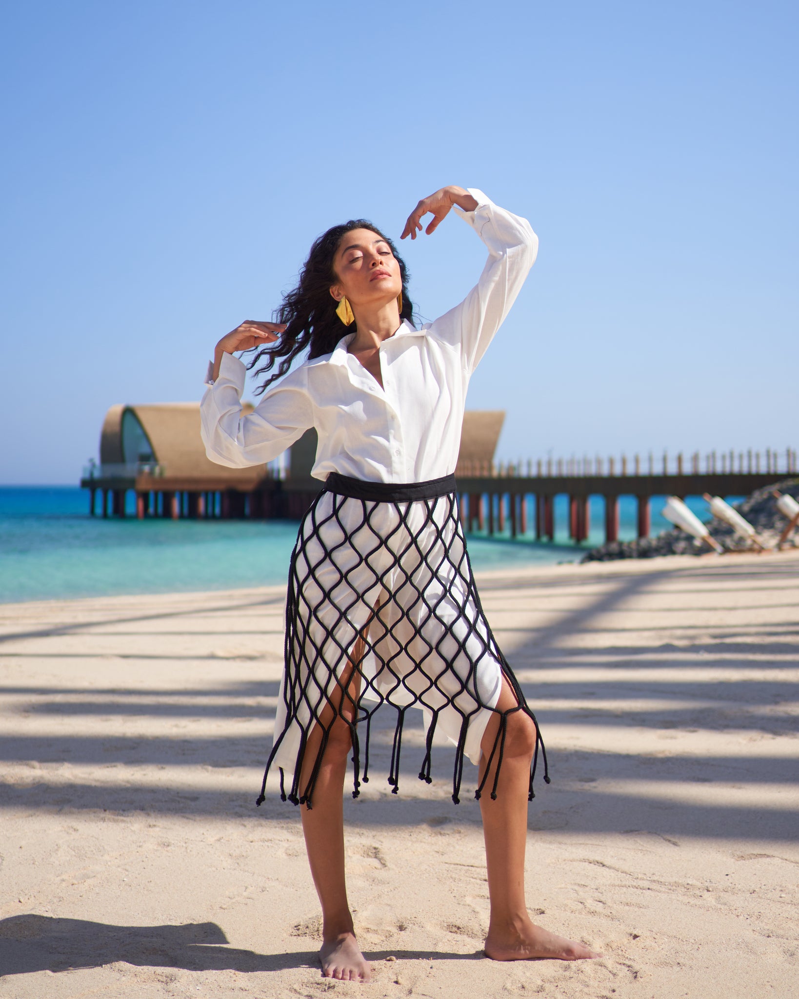 Shadwan شدوان - White with Black Net
